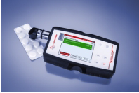 Cora 100 handheld Raman spectrometer