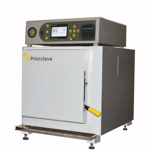 small-versatile-benchtop-autoclave