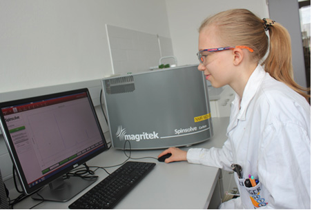 A college student learns about NMR with the Magritek Spinsolve Carbon at HTBLA Wels in Austria