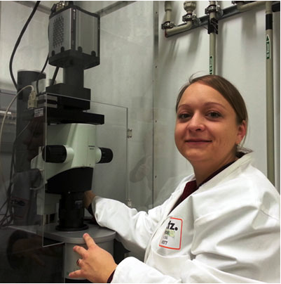 Dr Julia Bode with the LaVision BioTec Ultramicroscope II