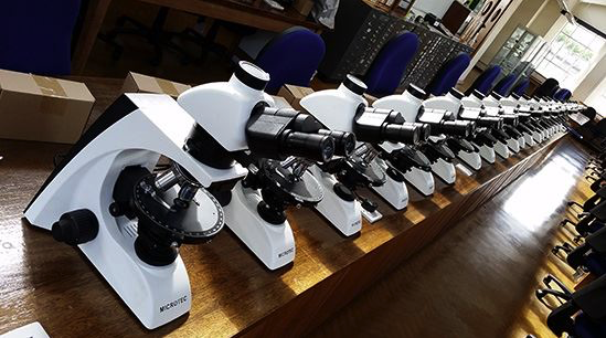 Microtec polarizing microscopes