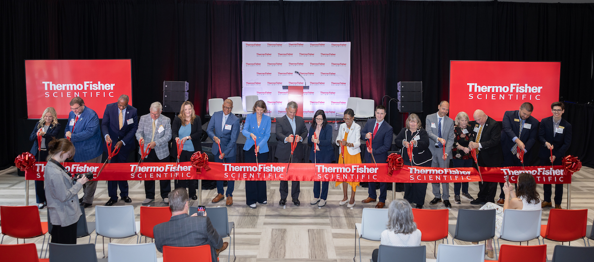 thermo-fisher-scientific-opens-manufacturing-center