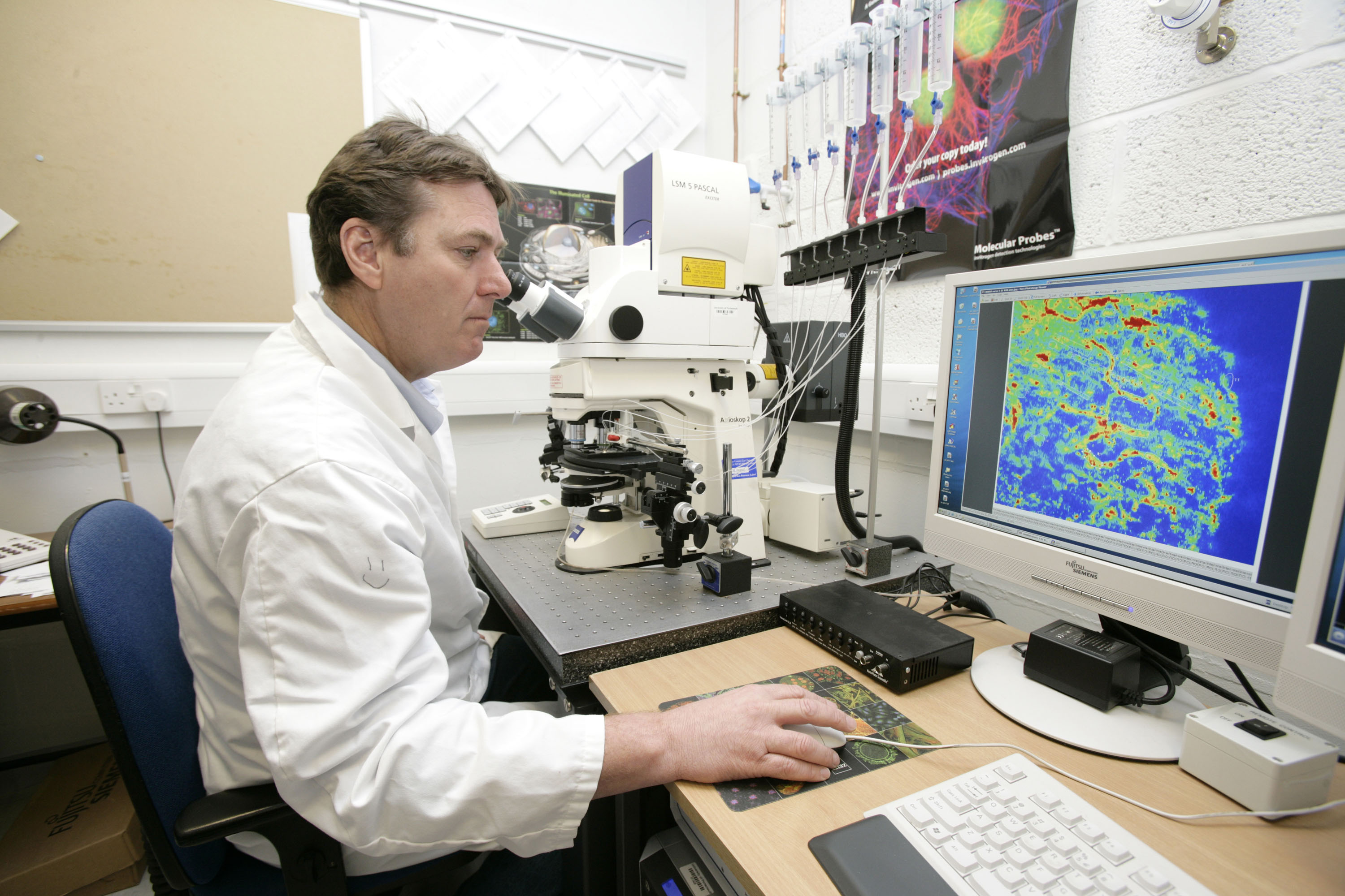 Arthur Butt in his laboratory at the University of Portsmouth