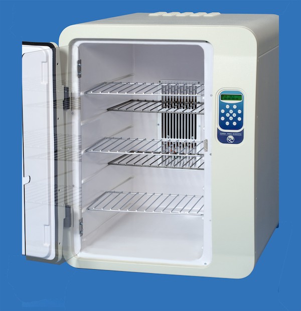 EchoTherm™ Programmable, vibration free chilling incubators